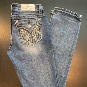 Miss Me Mid-Rise Straight Leg with Wings Faux Flap Pockets Style # M5082T91